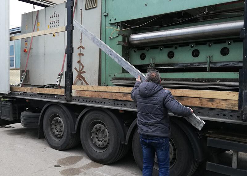 Asselin pre-needle loom and a Dilo finishing needle loom